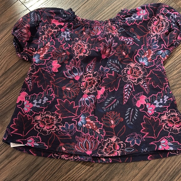 Old Navy top - Picture 4 of 4